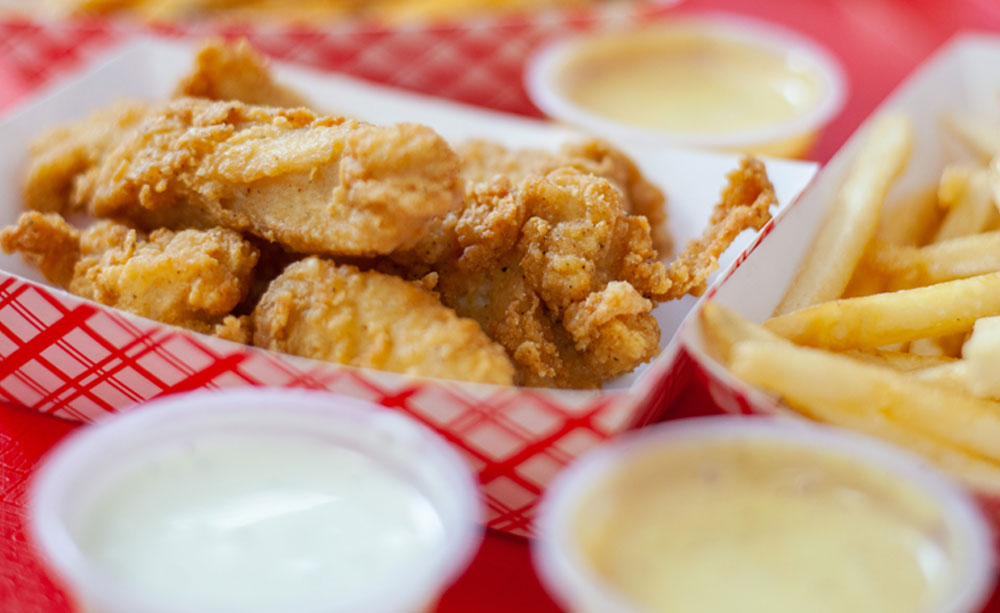 CHICKEN, WINGS & DINNERS
